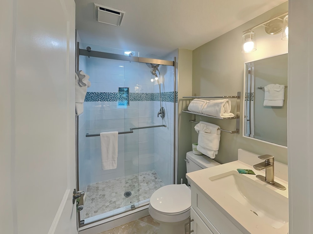 Seaside 3 by Distinctive Beach Rentals