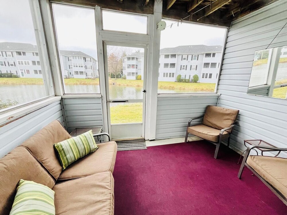 Sanibel Circle 3700 # 3702