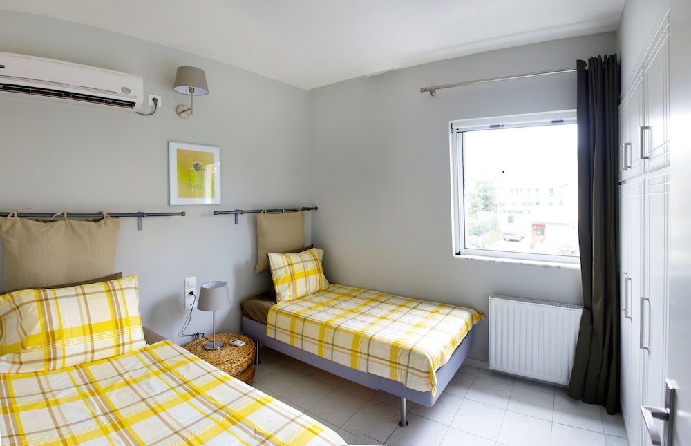 Regalo Apartments