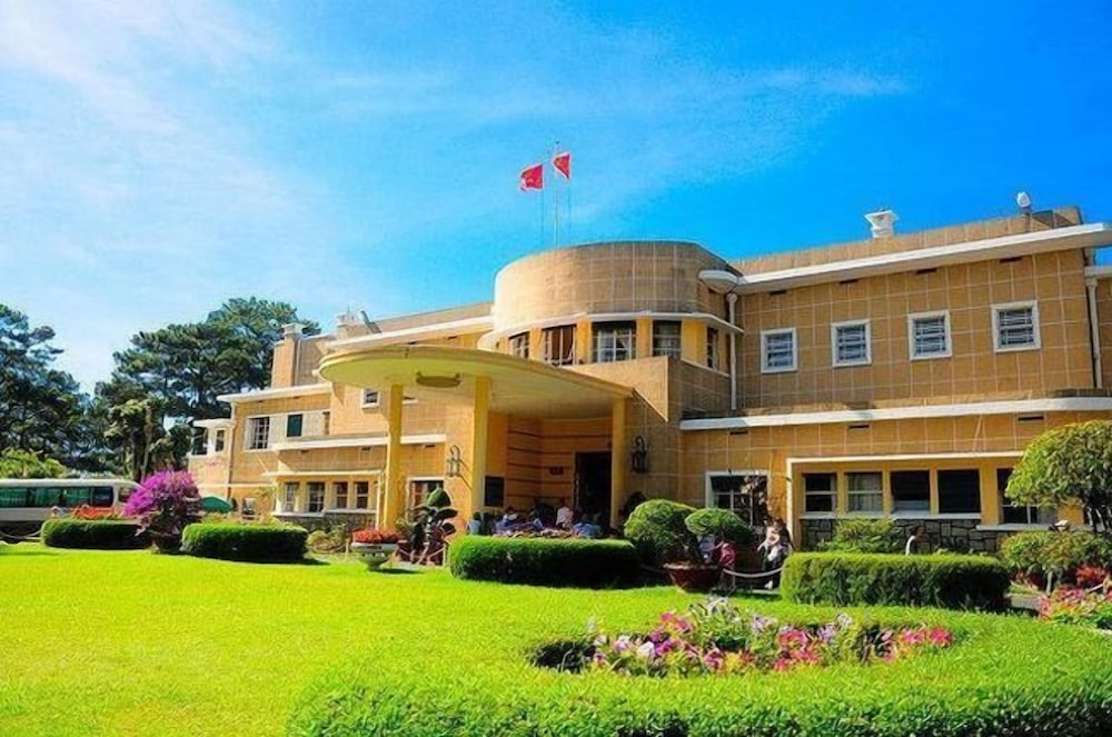 Zodiac House