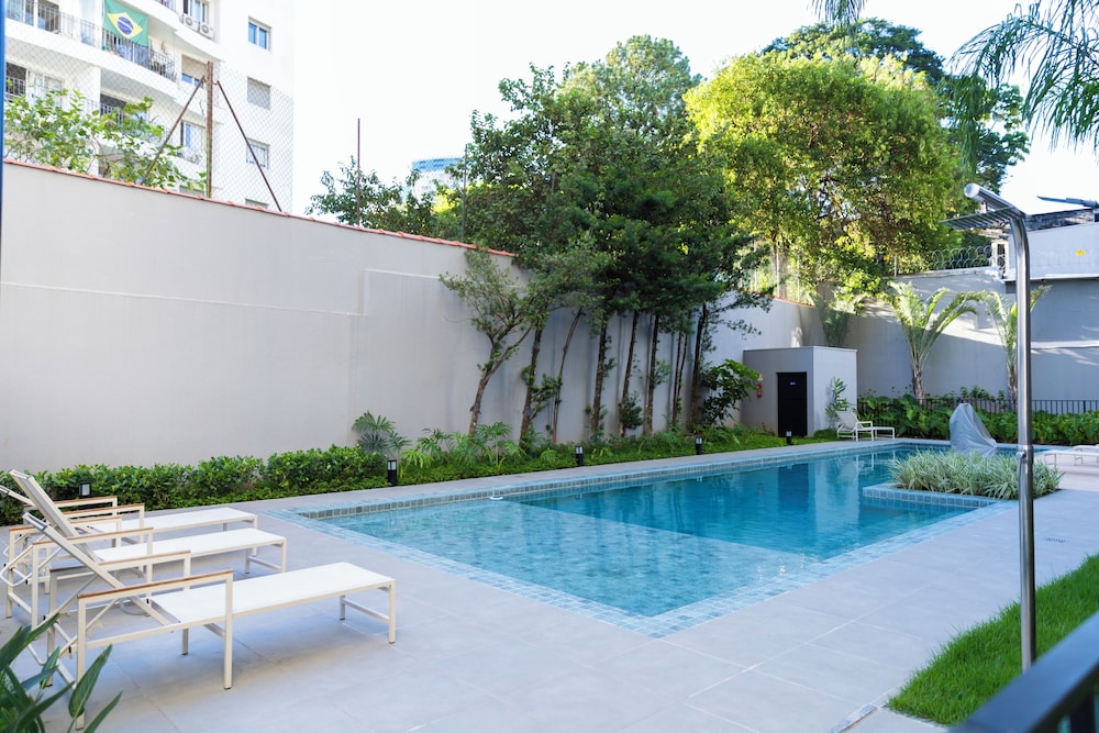 Piscina-AC-Academia-Brazilian Corner