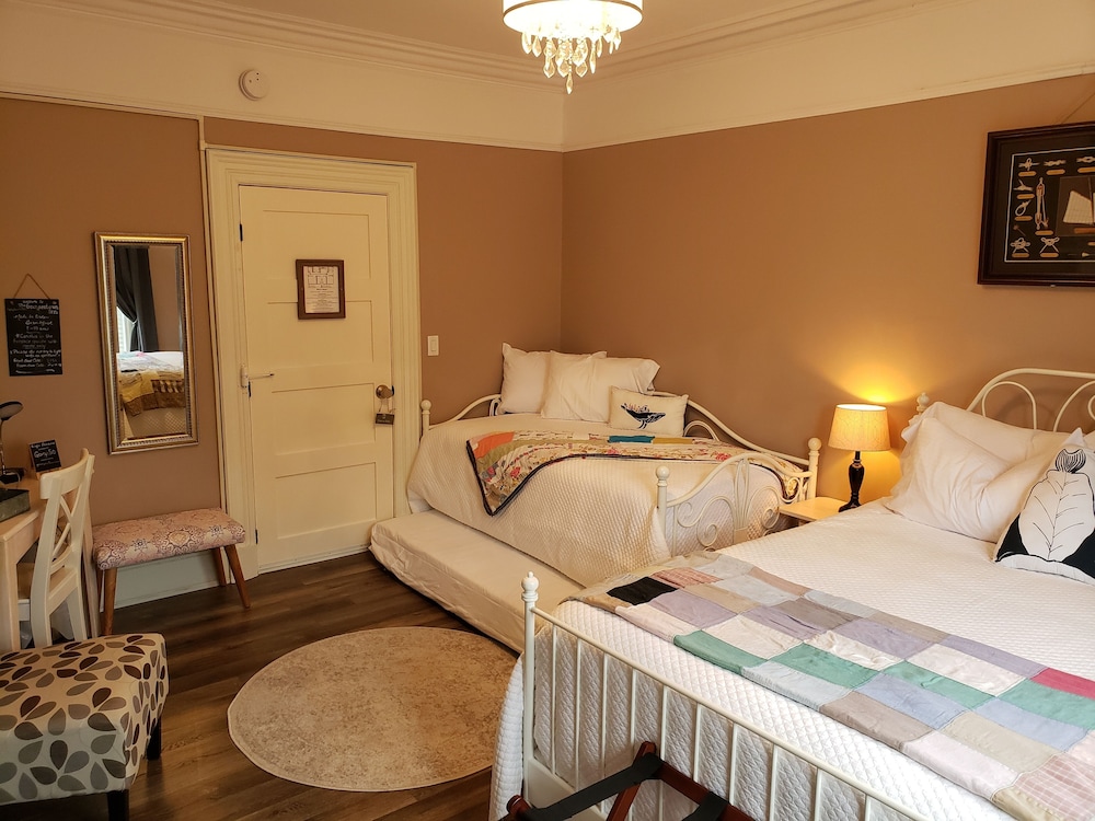 Georgestown Inn - Image 5