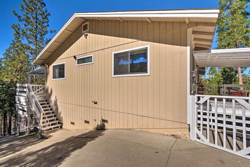 Peaceful Groveland Home w/ Deck + Fire Pit! view 5