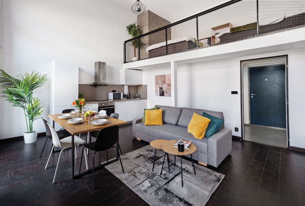 Apart loft hotel in Karlin