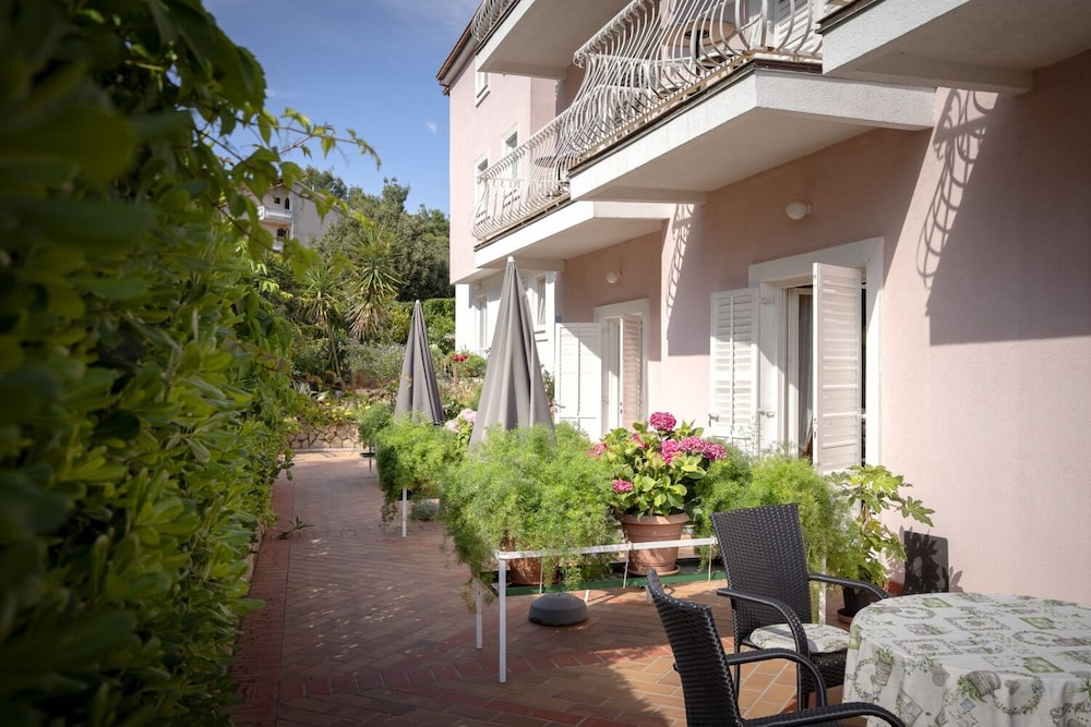 Josi - 200 m From sea - SA6