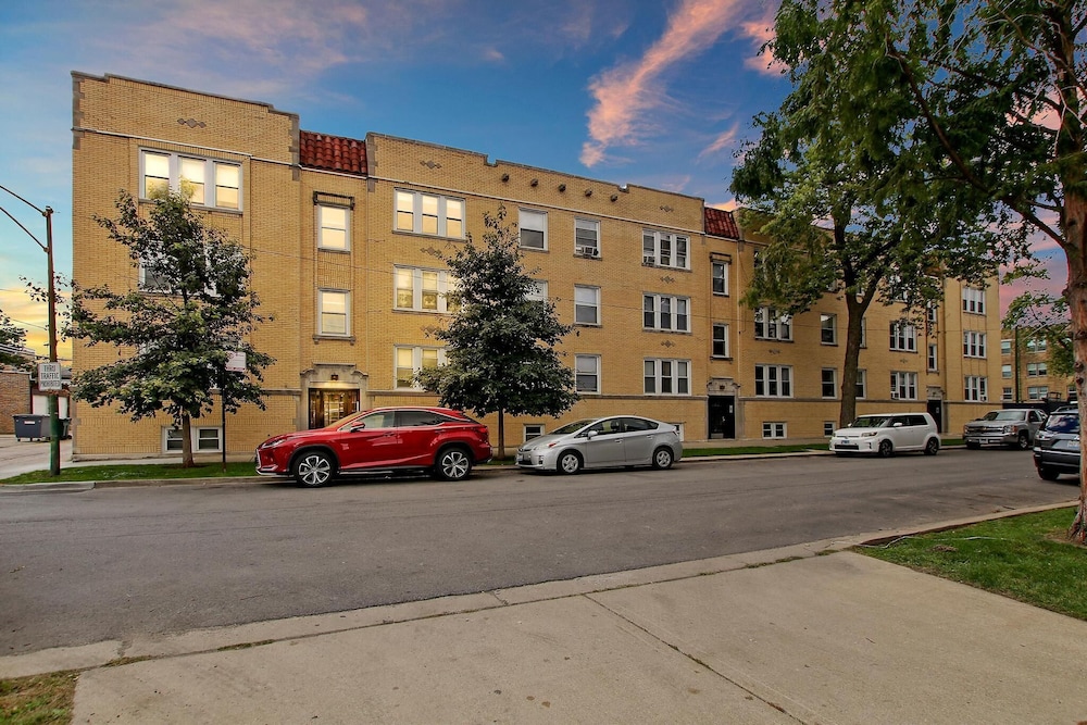 Charming 1BR in Old Irving - Cullom B3