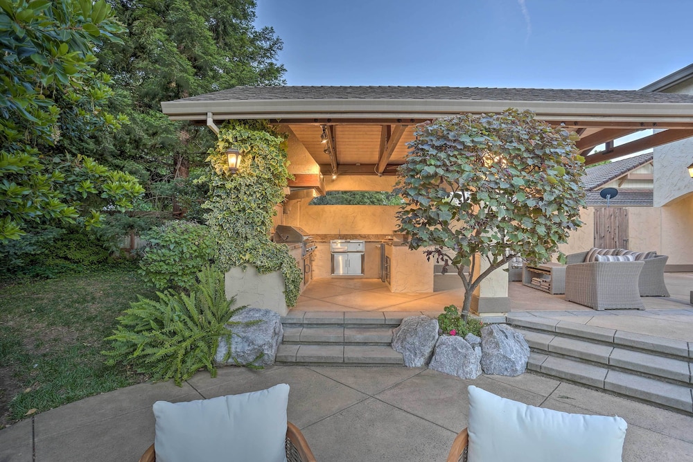 outdoor amenities