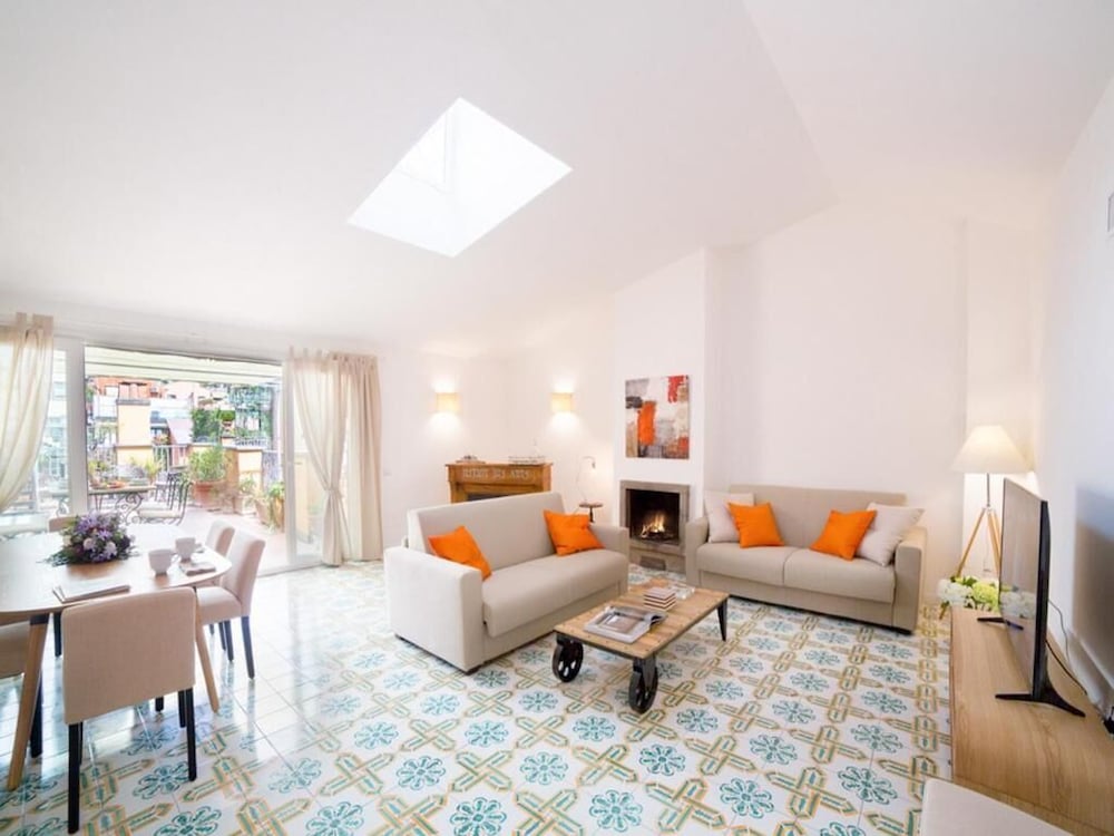 Grand Master Suites