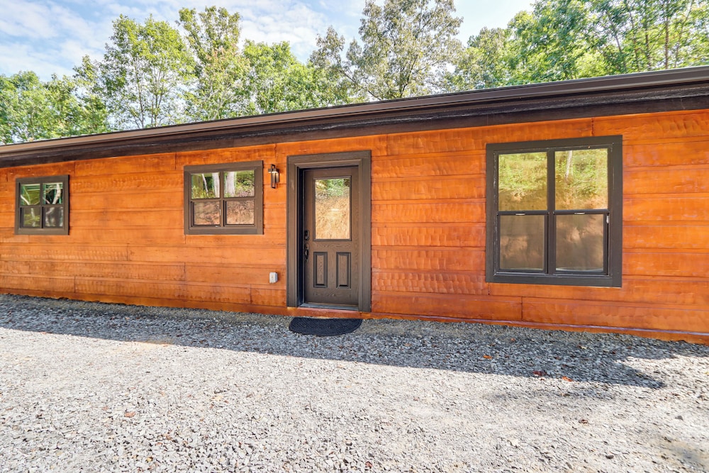 Blue Ridge Adventure Base: Grill, Play, Explore!
