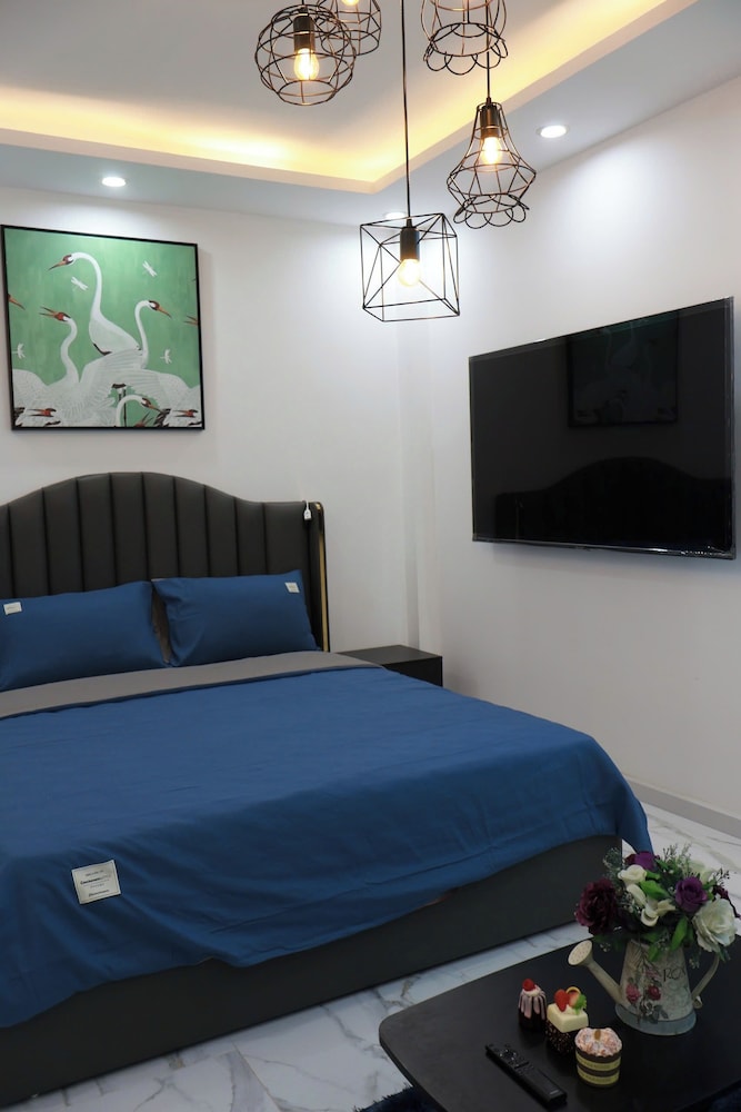 The Grand Diamond C Hotel