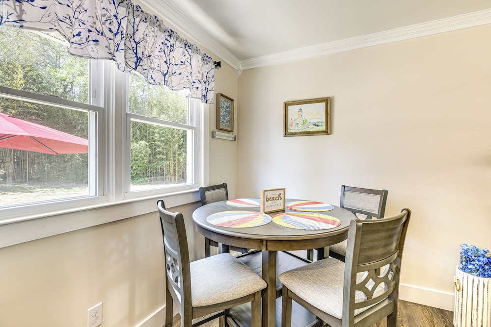 2 Mi to Beach: Bbq-ready Home in North Cape May!