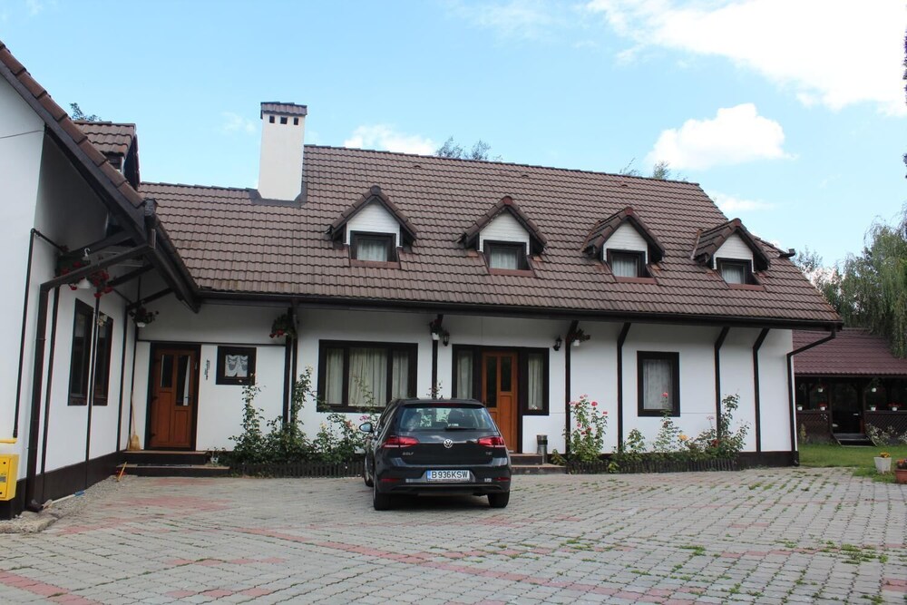 Photo 47