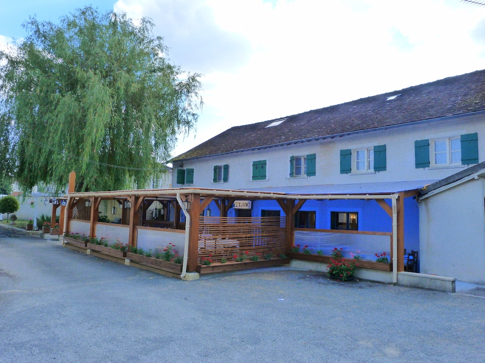 Hotel Hôtel le Clos St Jacques - Image 1