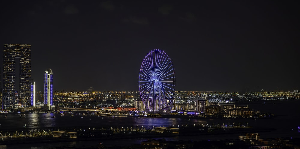 LUX Iconic Views at Palm Tower Suite 3