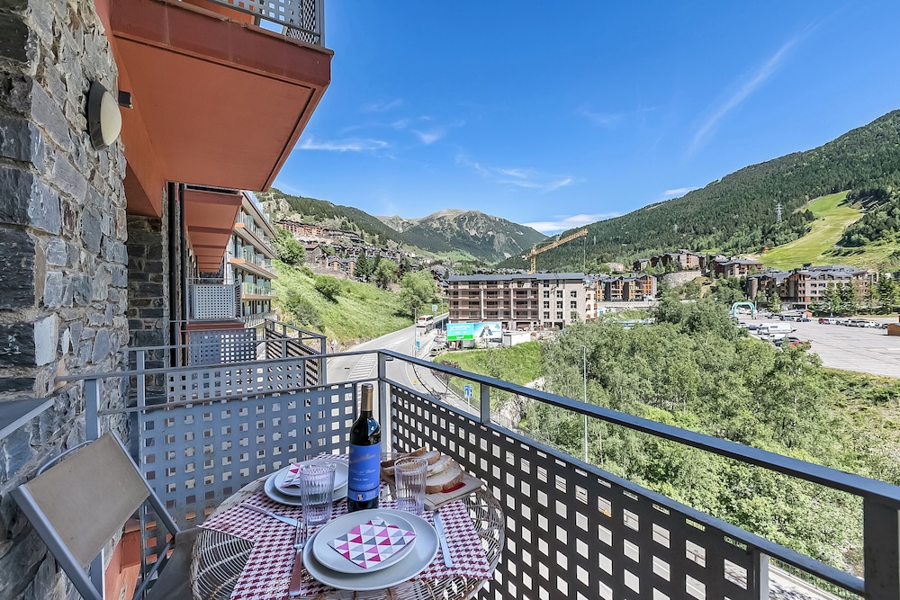 Andorra Ski-in Ski-out Tarter Studio