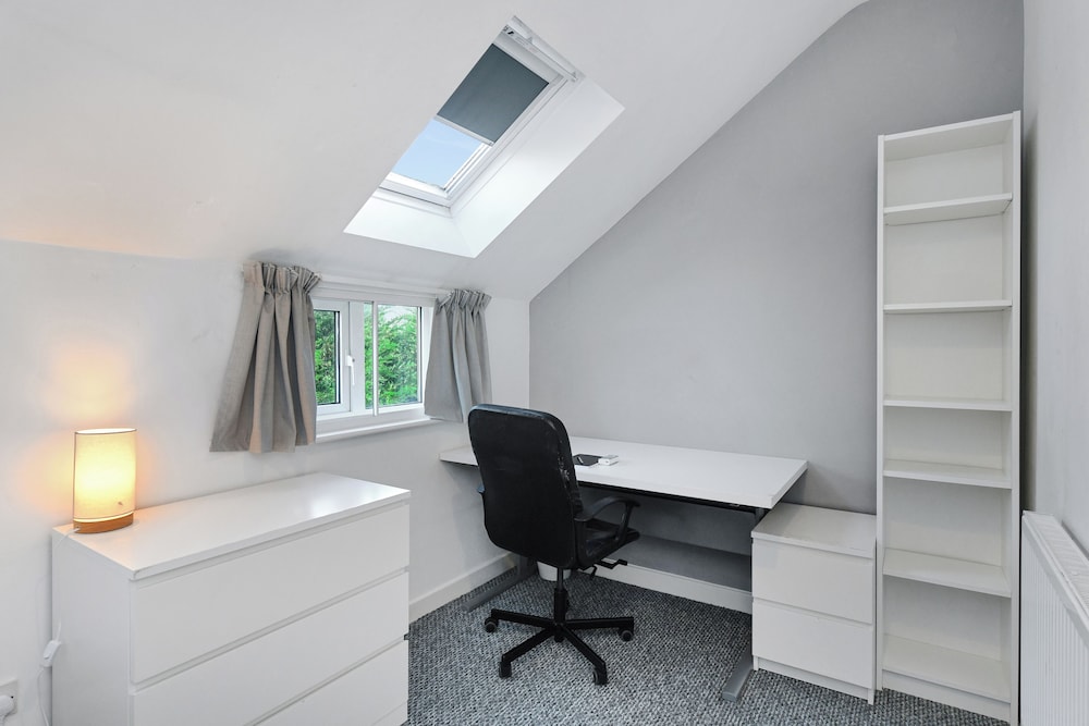 Montpellier Road 127