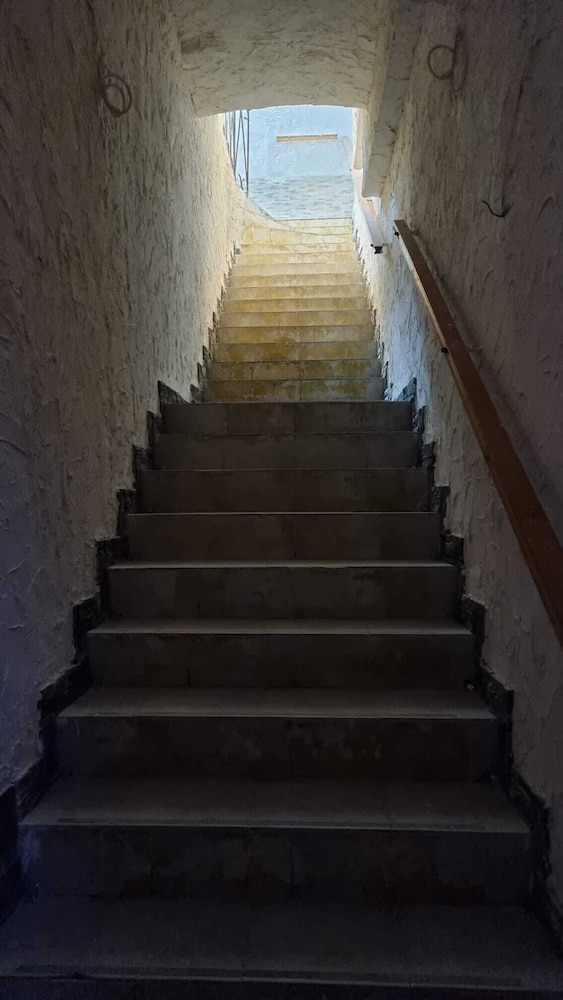 Apartments History 1870