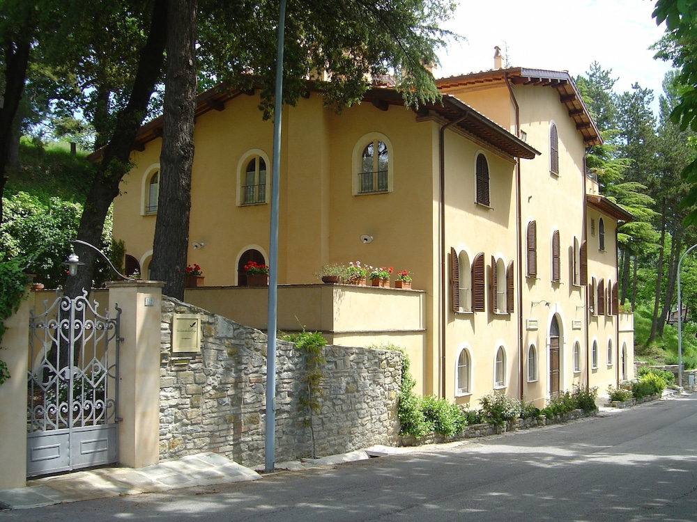 Photo 33