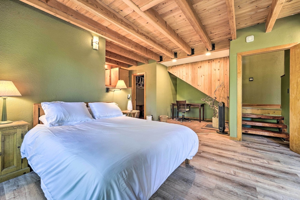 Lake Tahoe Vacations - Unique Northstar Resort Cabin w/ Woodsy Deck - Property Image 32