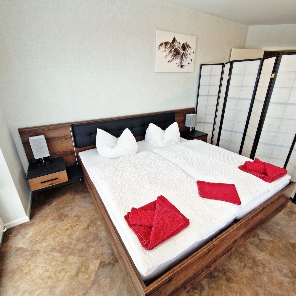 DM Hotes & Apartments - Rasenweg 26