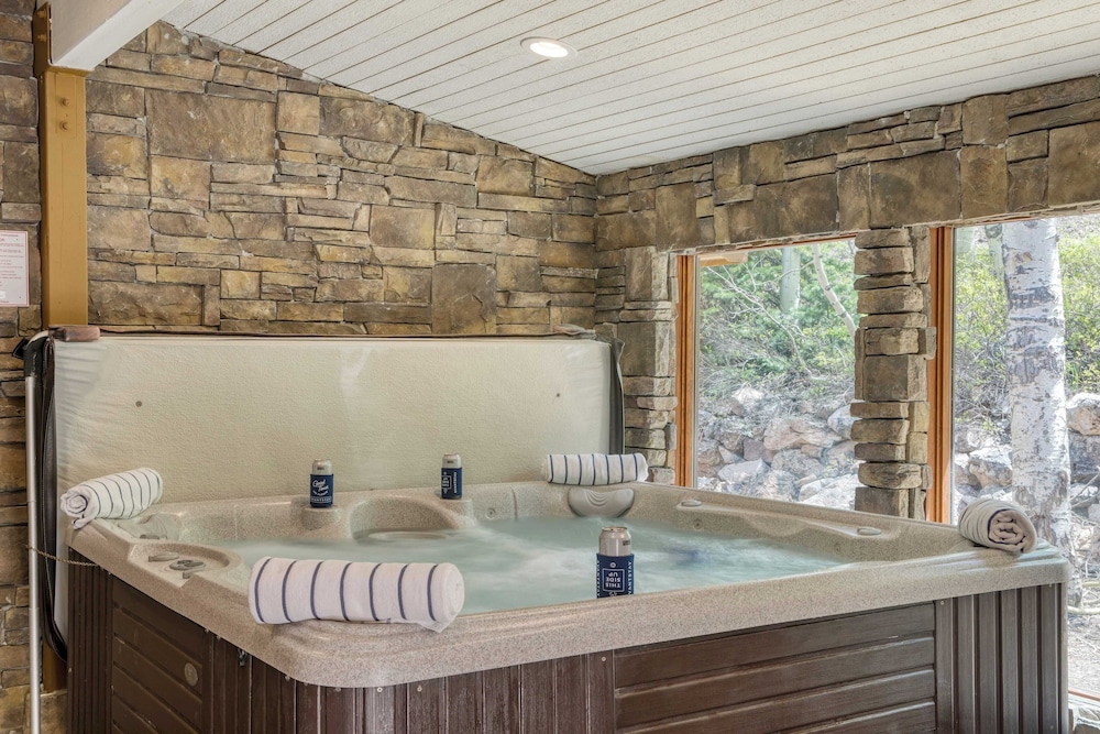 Deer Valley Delight by Avantstay Deer Valley Retreat + Spa