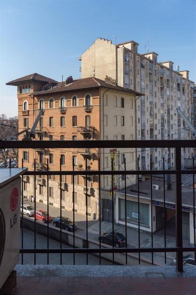 Torino Politecnico Charming Apartment view 2