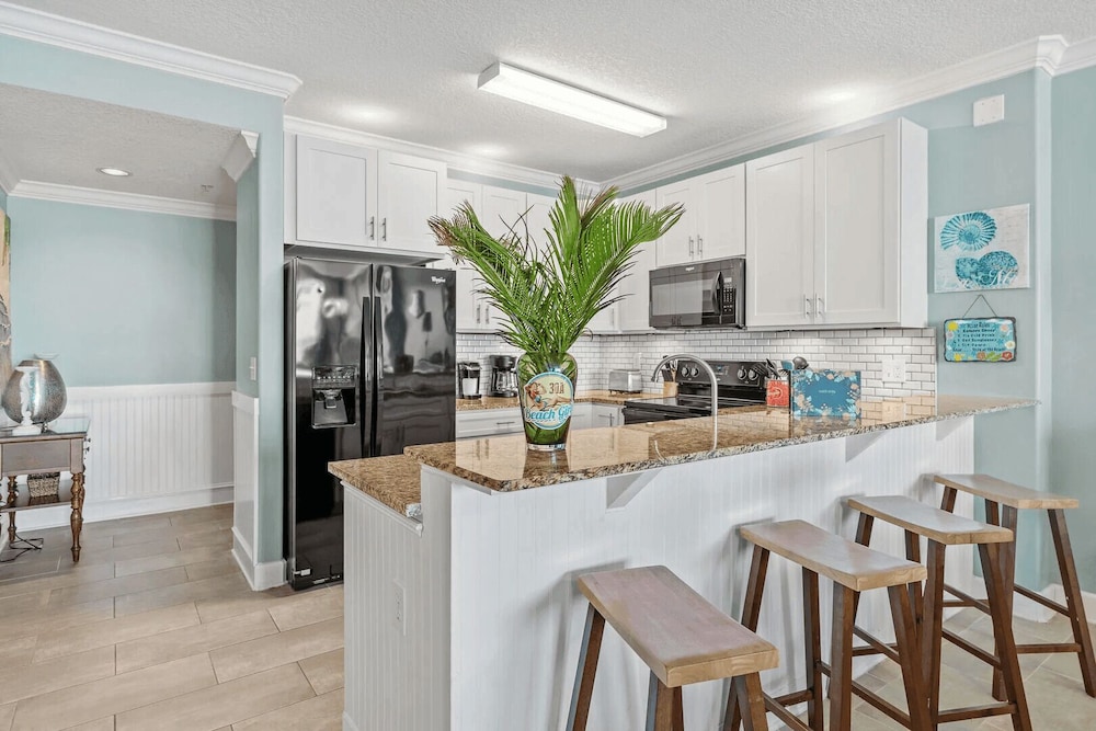 Emerald Isle 701 by Avantstay Gul Front Corner Unit 2 Pools