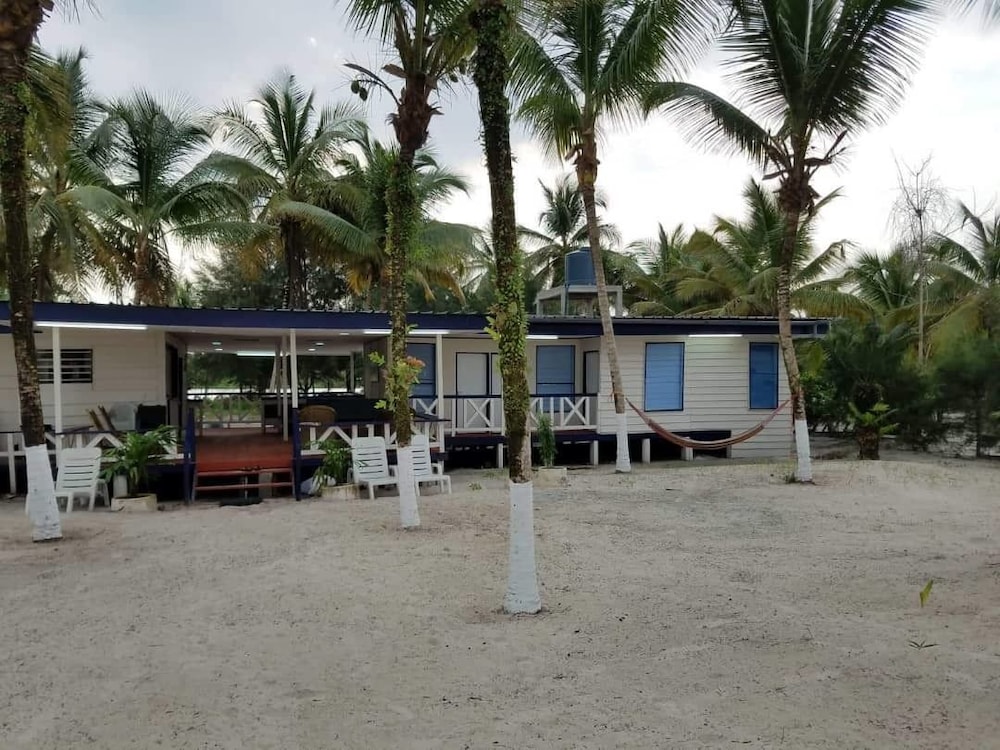 Nautica Service Villa Bleue view 5