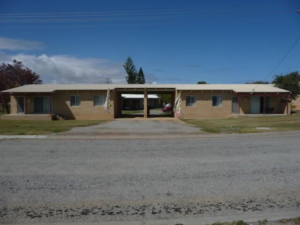 Cervantes Holiday Homes