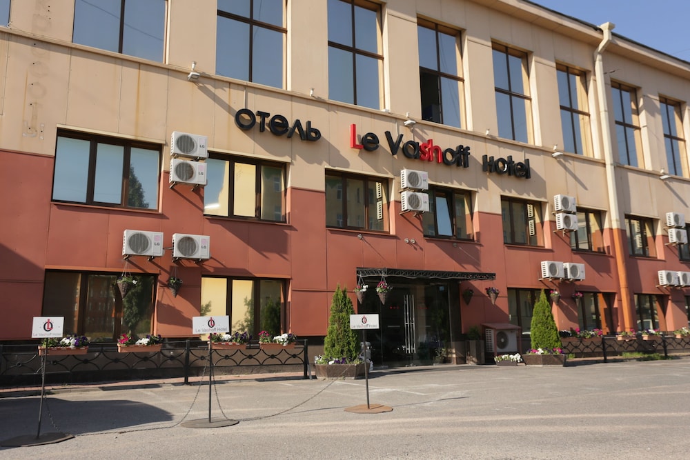 Le Vashoff Hotel