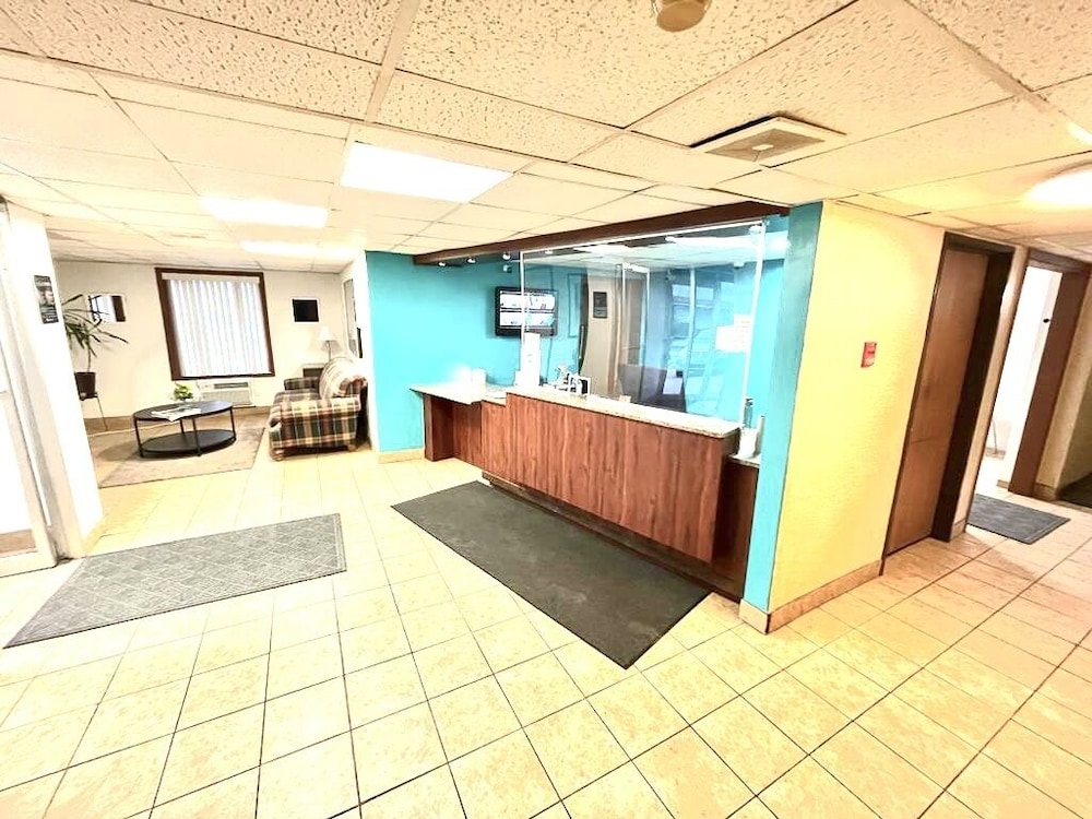 Moline Bell Hotel view 2