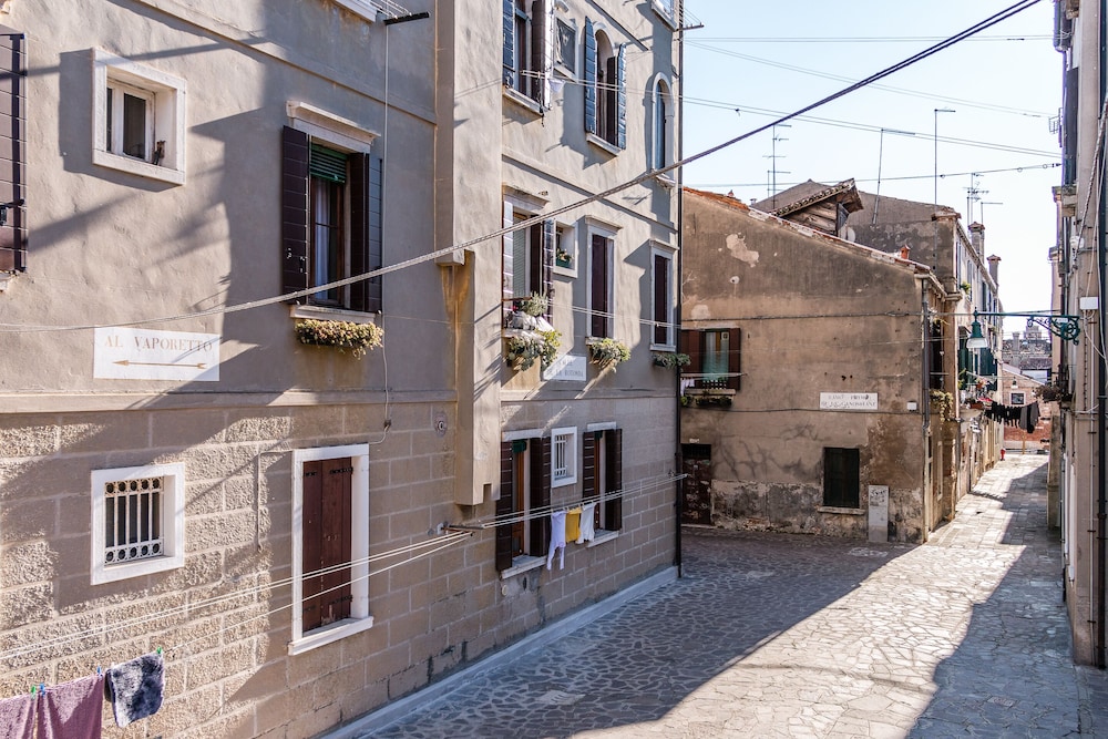 Ca' dei Mori Venetian Atmosphere