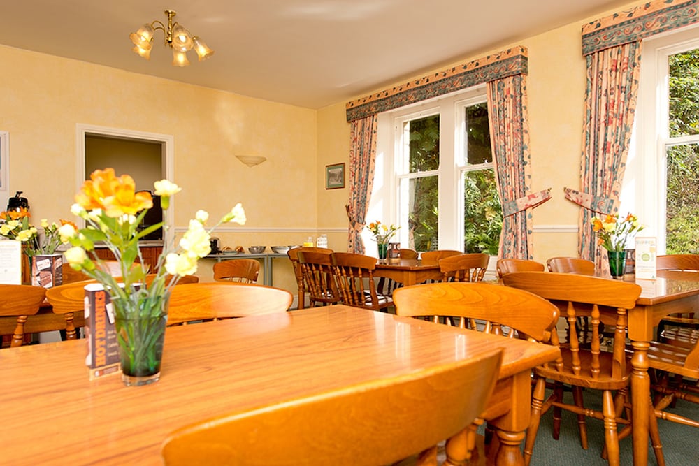 Hope Valley Vacations - YHA Eyam - Hostel - Property Image 19