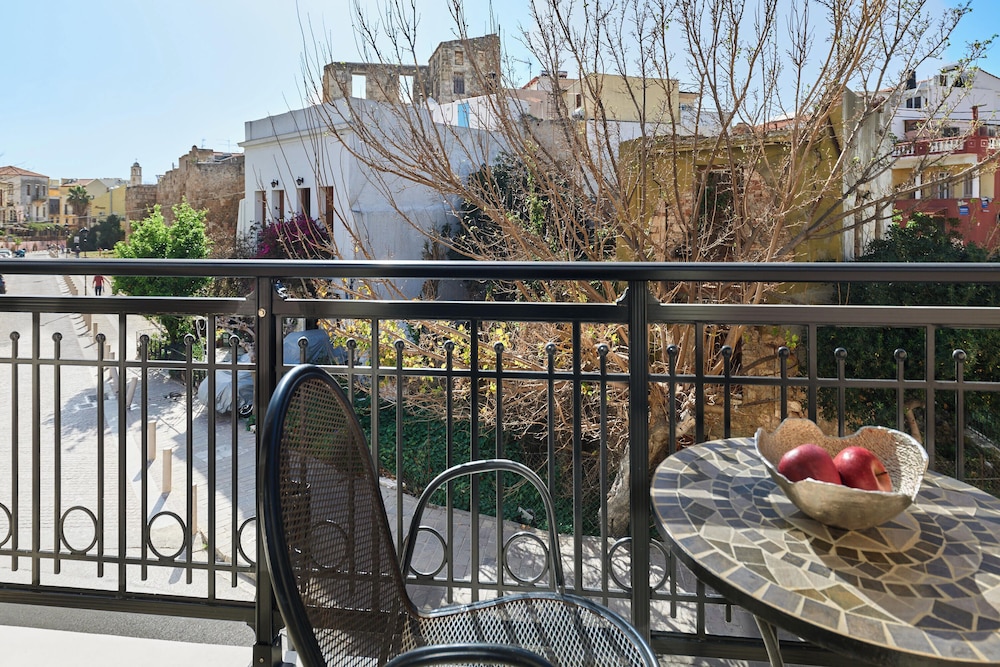 Nival Luxury Suites