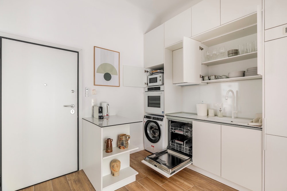 Chleo - Glamorous 2 BR Apt. in Athens
