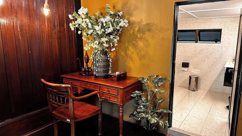 Charming Nature Kampung Home for Family Getaways