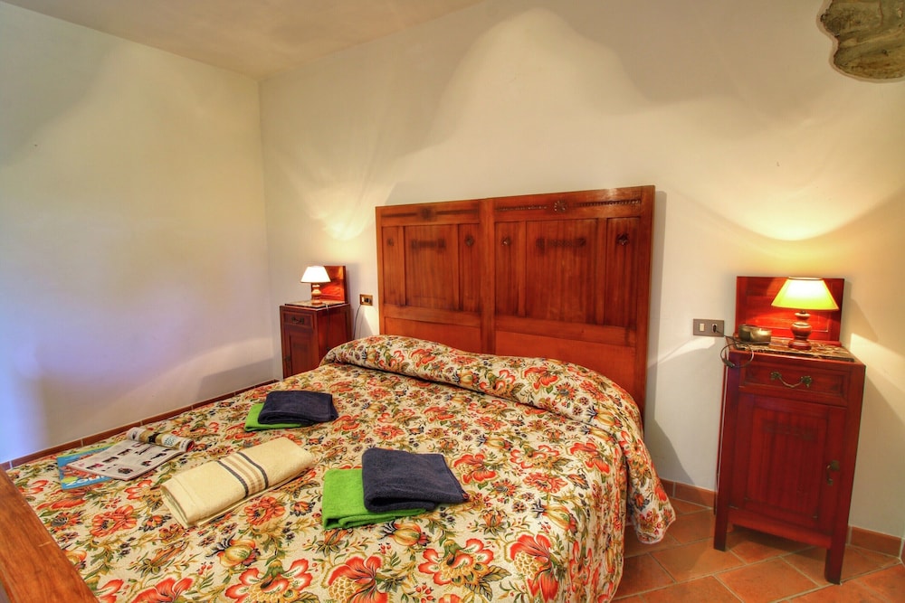 Holiday Home in Ortignano view 2