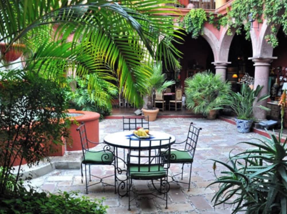Casa de la Cuesta Bed and Breakfast