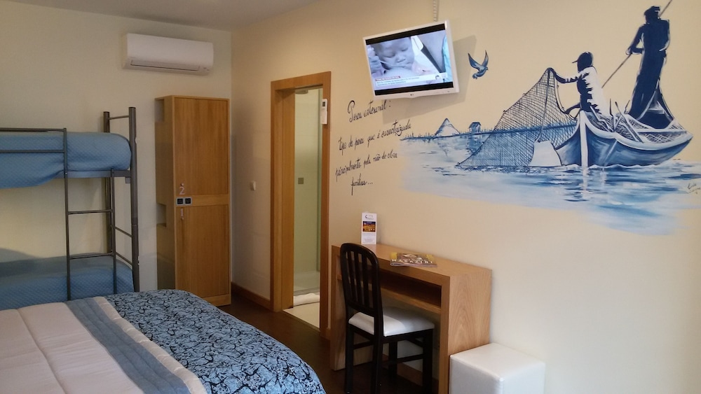 Welcome In - Suites & Hostel