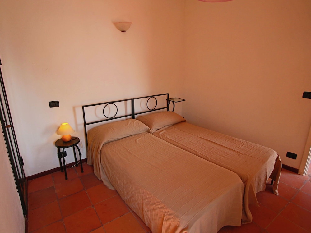 Mansion in Capo Vaticano Near the Beach photo 3
