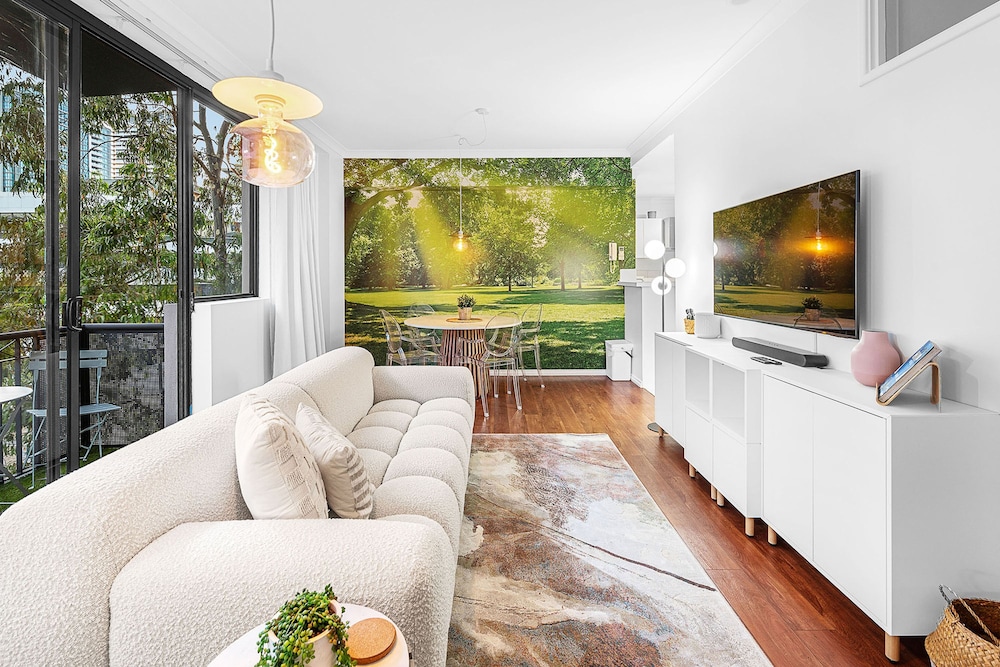 Bespoke East Perth - Sleeps 2 - Superior Wifi