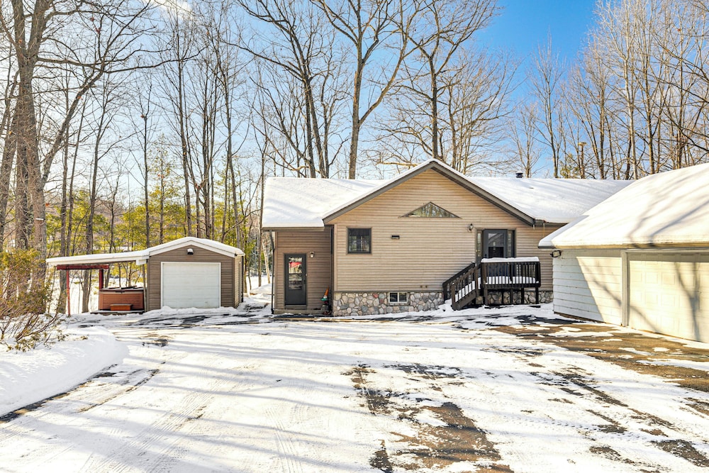 Lakefront Home w/ Private Beach in Rhinelander!