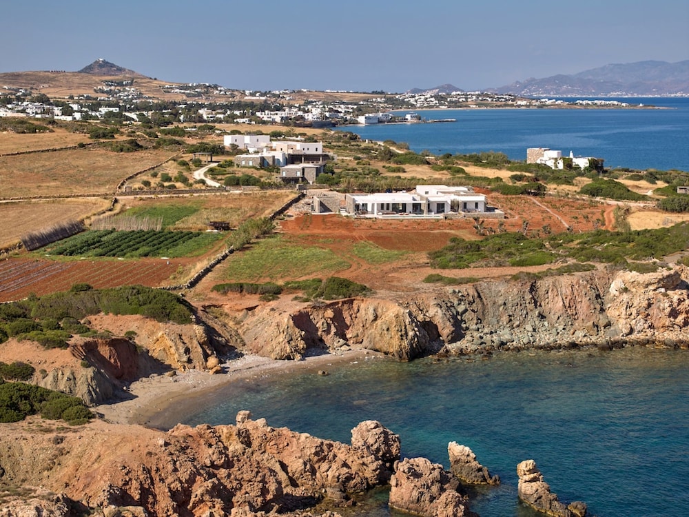 Luxury Villa Serenely
