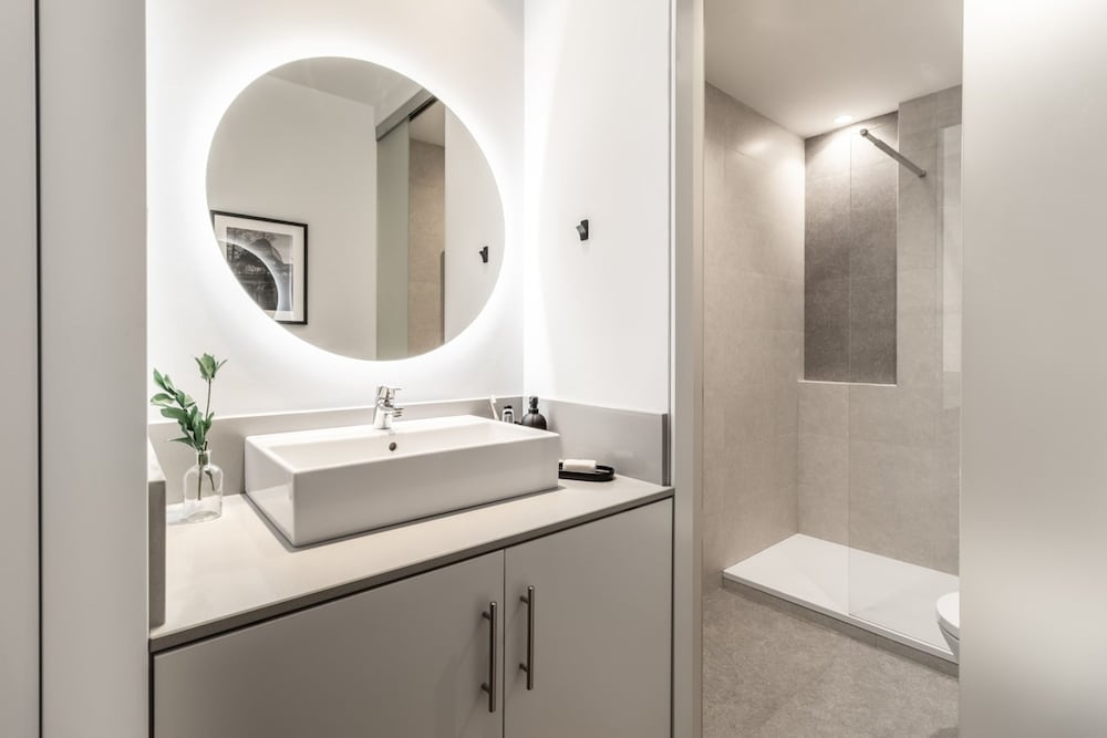 Movida - 2 Bedroom and Pool in Chamber