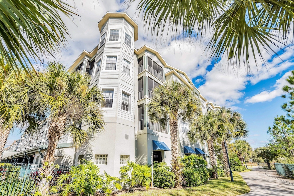 3BR Condo - Hot Tub Games Pool - Near Disney