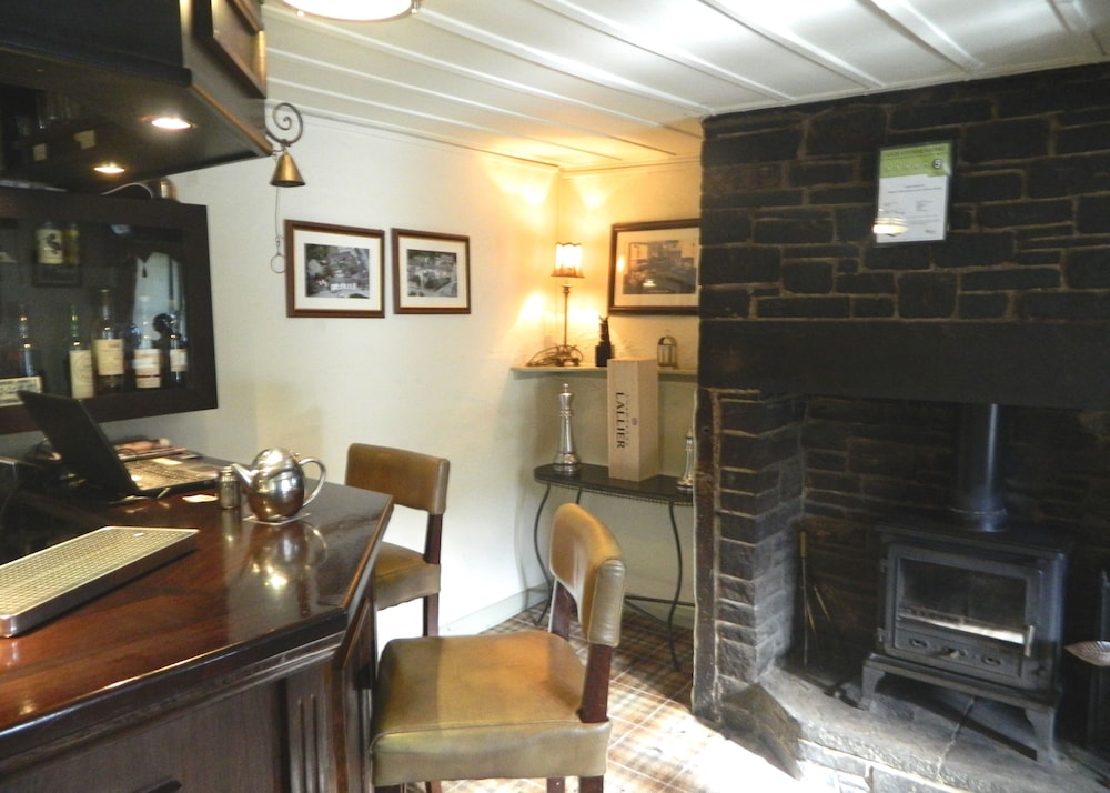 Black Horse Inn
