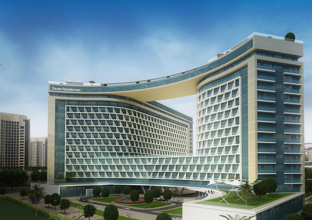 Prestigious 1BR Escape at The Palm