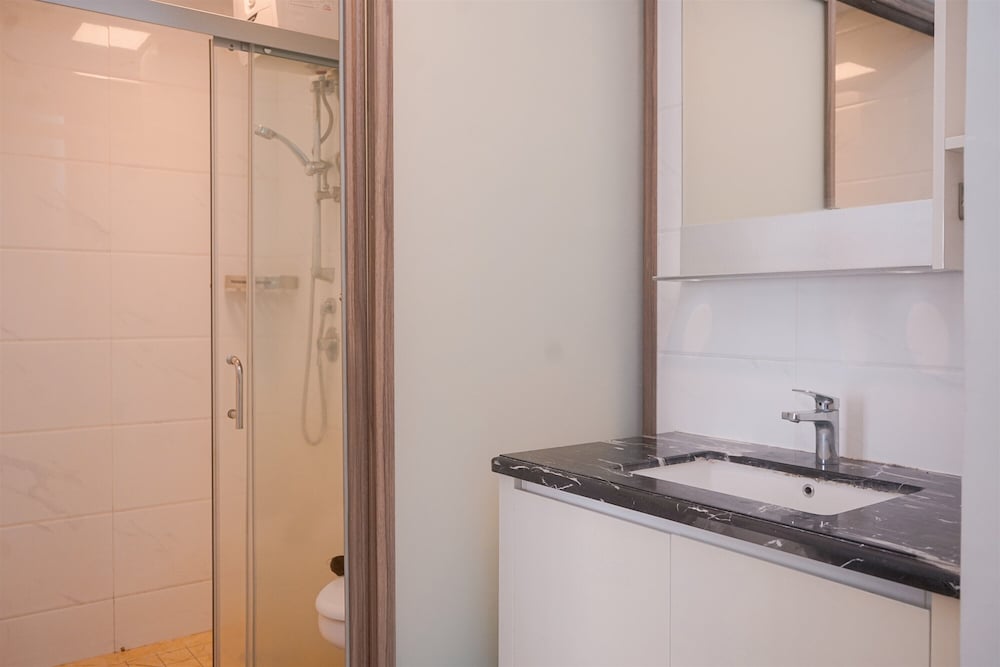 Best Deal and Comfortable 2BR Sky House BSD Apartment