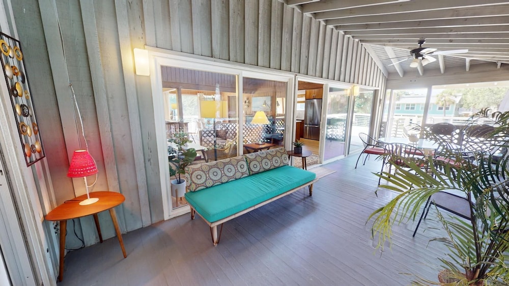 6 7th Street by Tybee Vacation Rentals
