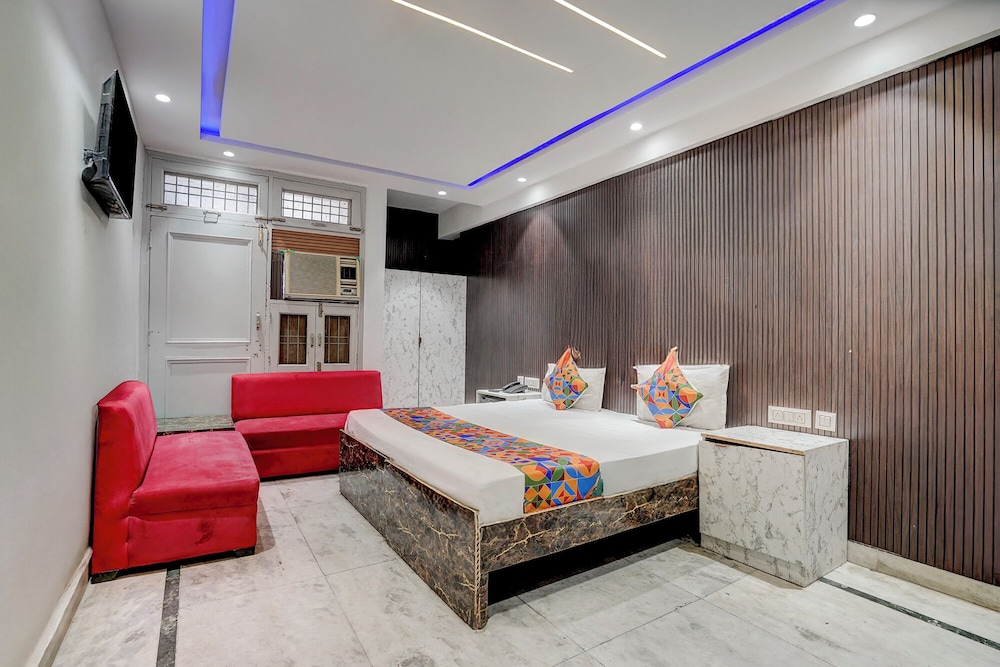 Fabhotel Red Leaf Stay